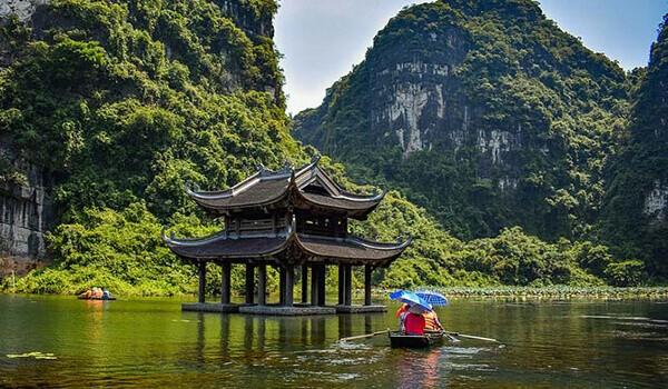 Trang An – Ninh Binh 1-Day Tour